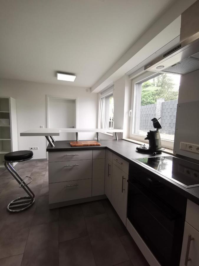 Moderne Wohnung Mit Terrasse Und Eigenem Zugang. Remscheid Luaran gambar